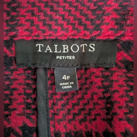 ✨HP✨ EUC....Talbots Red and BlackTimeless Classic Plaid Blazer Size 4 Petite - Picture 2 of 10
